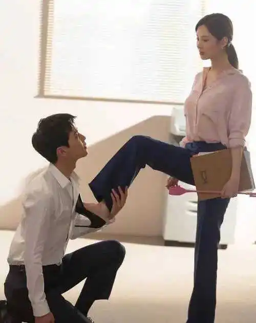 西檬之家-新人必读：s属性全解析 迈向BDSM盲道